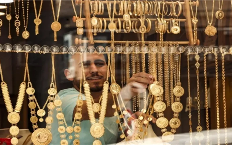 فرصة للشراء.. شبكة بـ50 ألف جنيه تحصد كم جرام؟